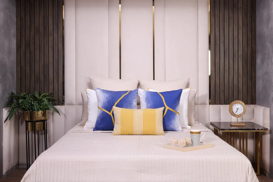 Vibrant Vacay II - Golden Blues