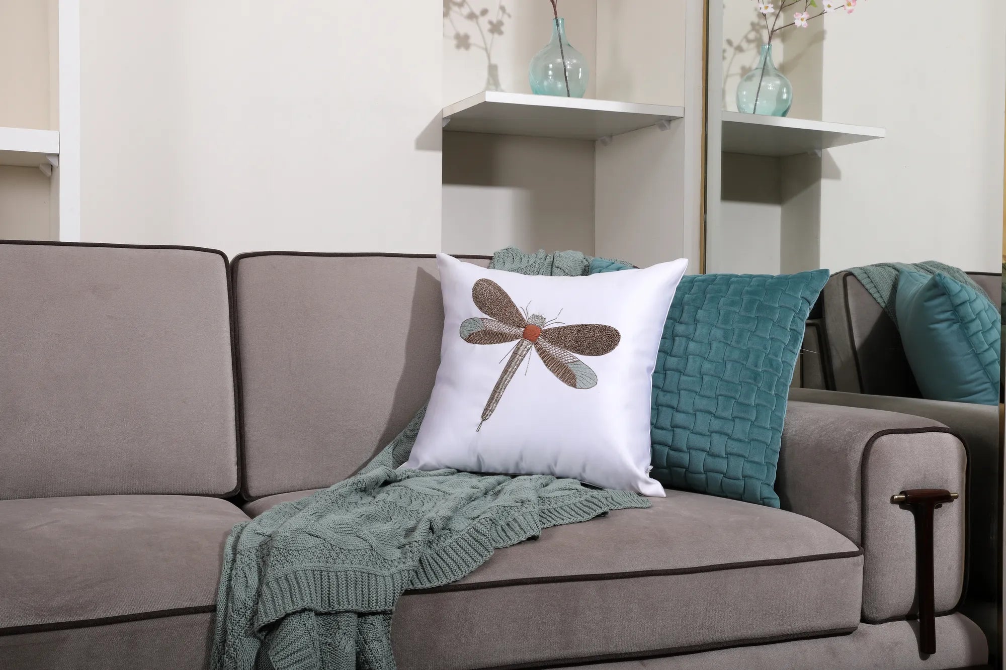 Exquisite Fauna - Fly